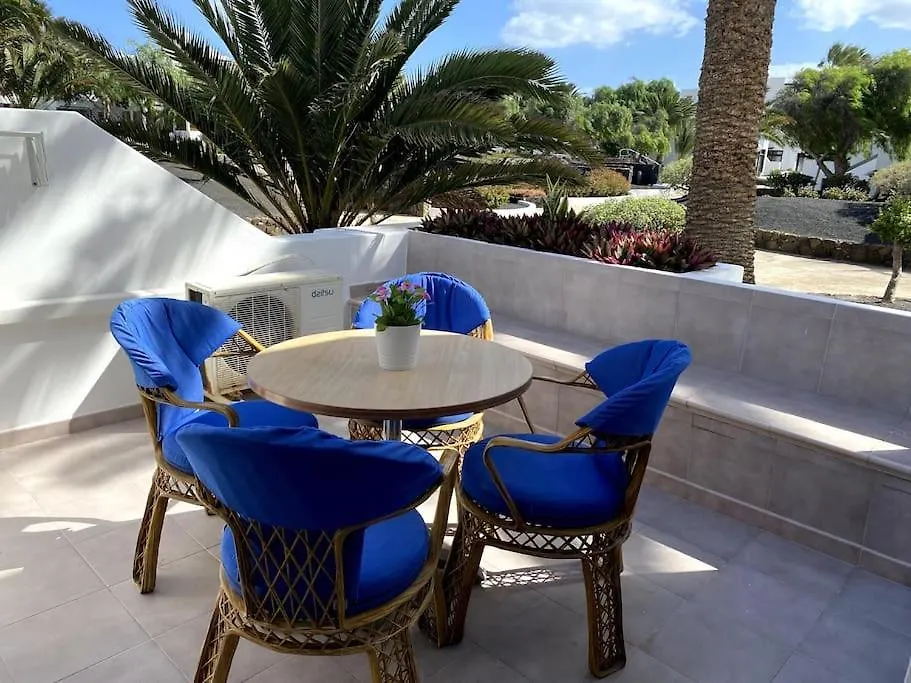 Casa Linda 2 Bed Apartment In Costa Teguise